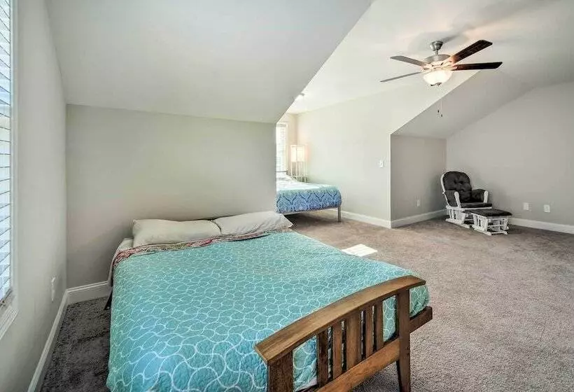 Castle Hayne Retreat: 6 Mi To Dtwn Wilmington