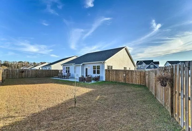 Castle Hayne Retreat: 6 Mi To Dtwn Wilmington