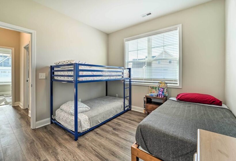 Castle Hayne Retreat: 6 Mi To Dtwn Wilmington