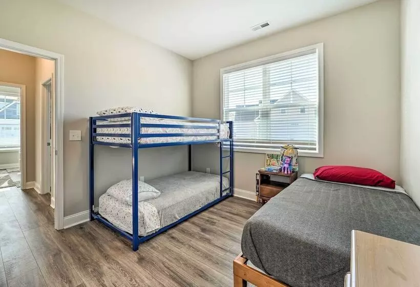 Castle Hayne Retreat: 6 Mi To Dtwn Wilmington