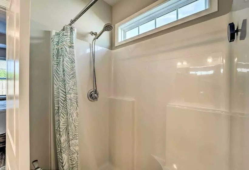 Castle Hayne Retreat: 6 Mi To Dtwn Wilmington