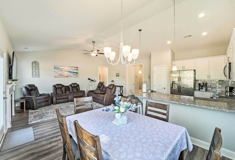 Castle Hayne Retreat: 6 Mi To Dtwn Wilmington