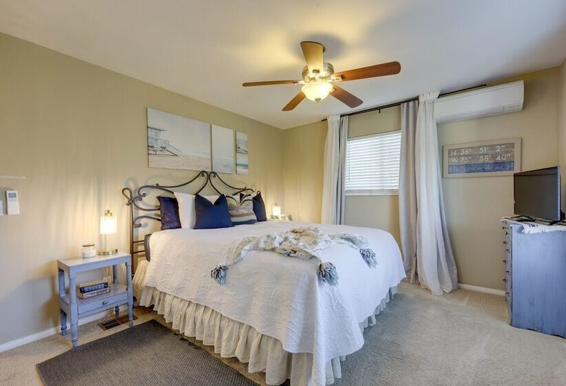 Chic Peaceful Retreat 16 Mi To Beaches & Wineries!