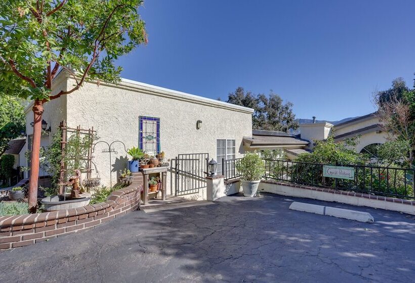 Chic Peaceful Retreat 16 Mi To Beaches & Wineries!