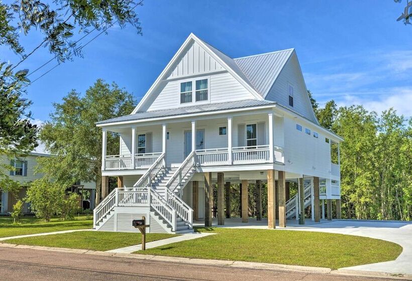 Coastal Waveland House 1/2 Block To Pub Beach