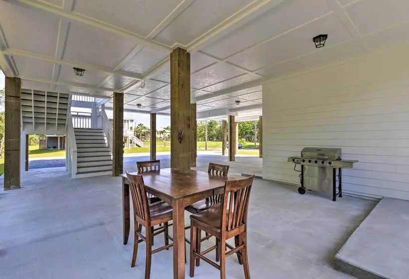 Coastal Waveland House 1/2 Block To Pub Beach