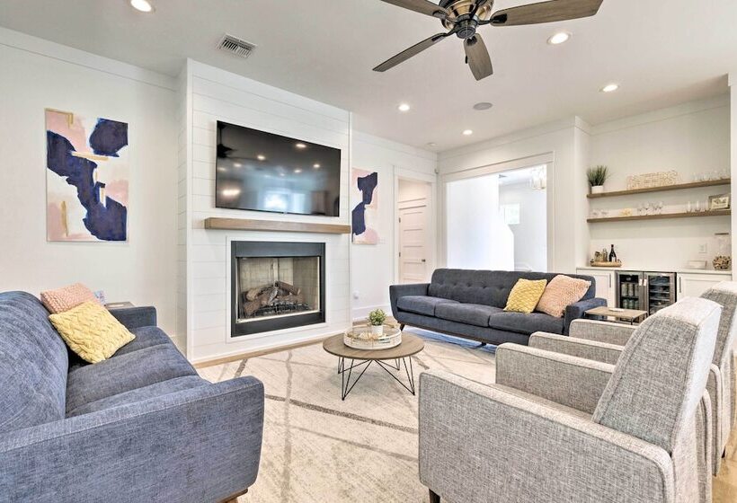 Coastal Waveland House 1/2 Block To Pub Beach