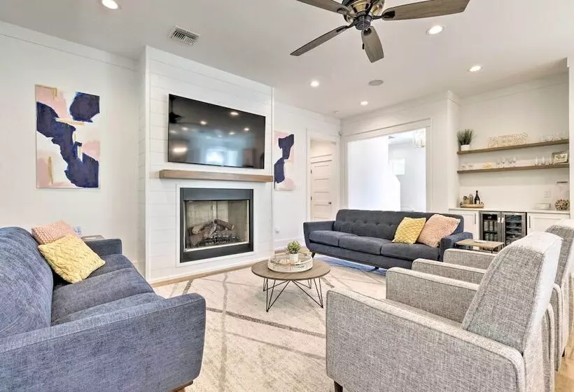 Coastal Waveland House 1/2 Block To Pub Beach