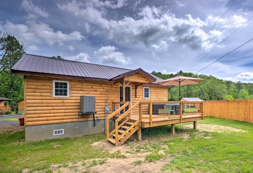 Cozy Cabin On Tuckasegee River   Near Bryson City