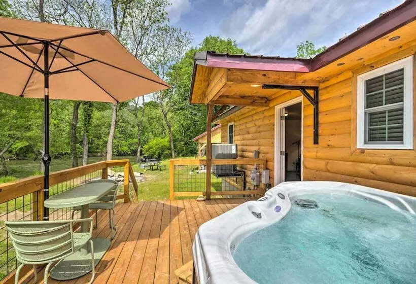 Cozy Cabin On Tuckasegee River   Near Bryson City