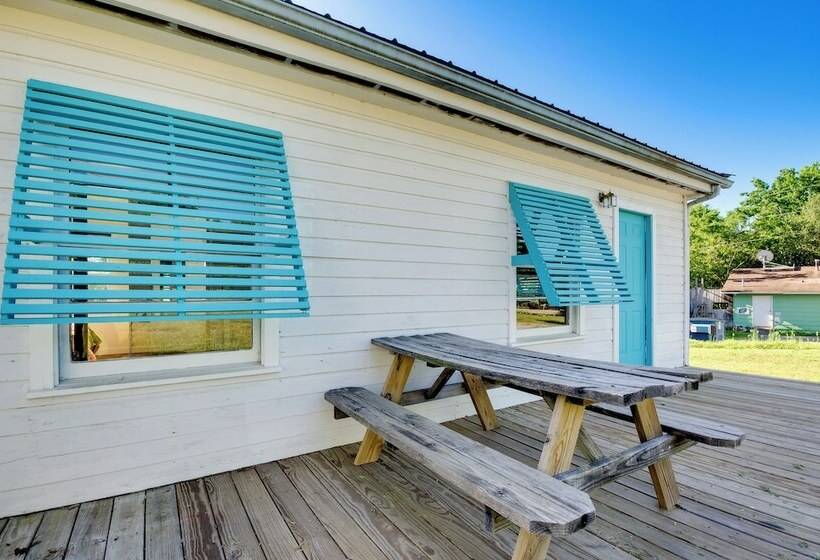 Cozy Henderson Hideaway: Fish, Hike, & Boat!