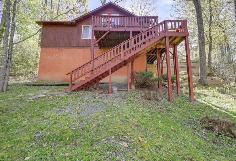 10 Mi To Sugar Mountain: Cozy Newland Cabin!