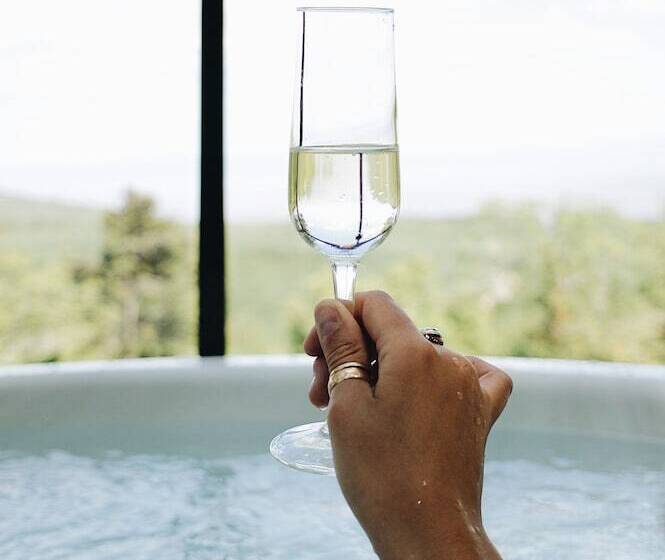 酒店 Dômes Charlevoix