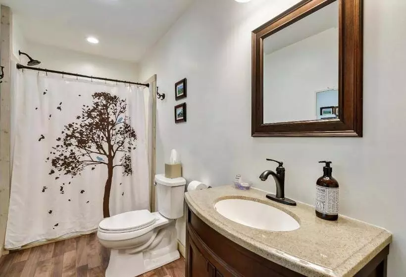 ホテル Rivers Edge Treehouses