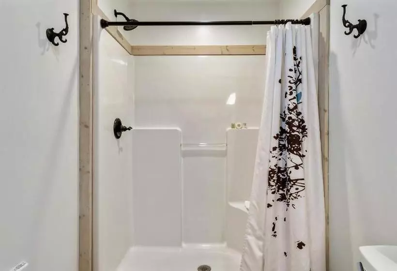 ホテル Rivers Edge Treehouses