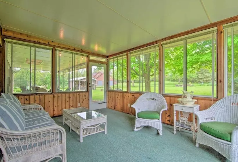 Inviting Twin Lakes Home W/ Indoor + Outdoor Bars!