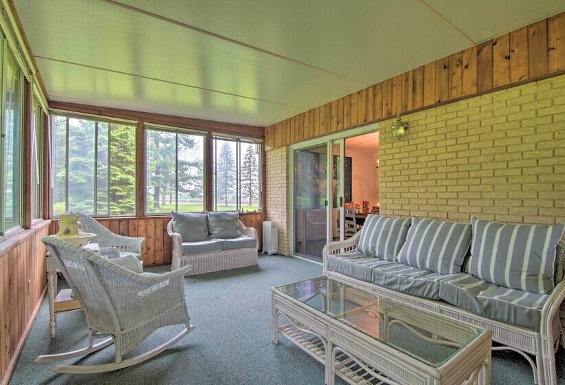 Inviting Twin Lakes Home W/ Indoor + Outdoor Bars!