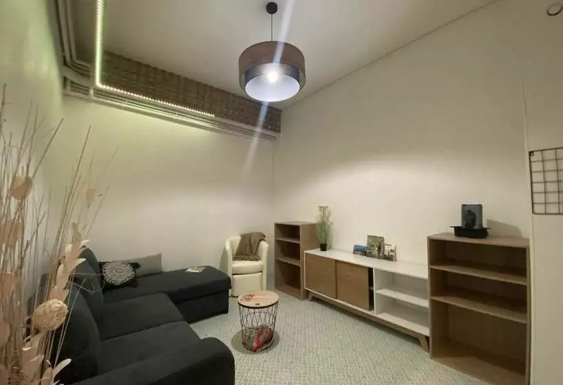 La Maison D Angélique   Colocation Hôtelière à 150m Gare Tgv  Grande Cuisine équipée & Salon   Fibre