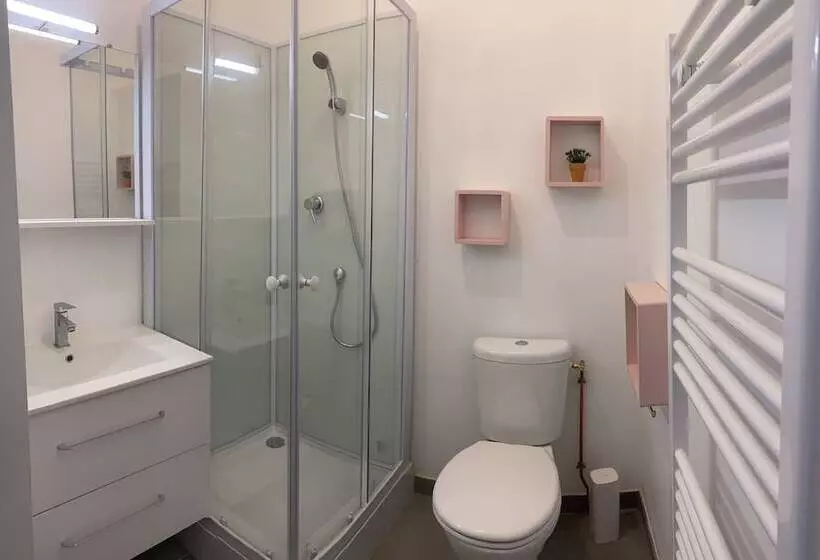 La Maison D Angélique   Colocation Hôtelière à 150m Gare Tgv  Grande Cuisine équipée & Salon   Fibre