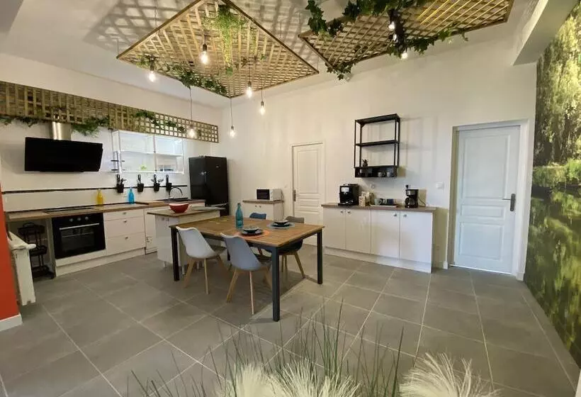 La Maison D Angélique   Colocation Hôtelière à 150m Gare Tgv  Grande Cuisine équipée & Salon   Fibre