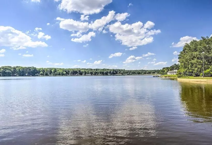 Lake Retreat In Carolina Trace W/ Resort Amenities