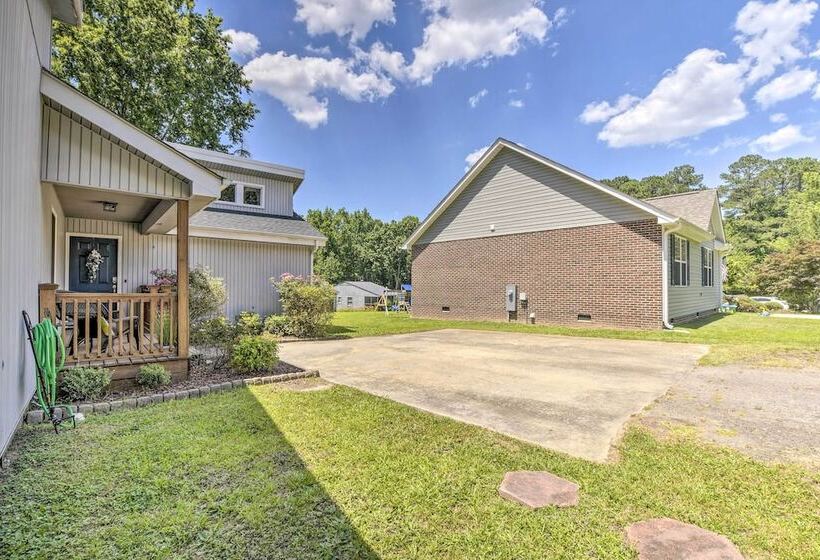 Lake Retreat In Carolina Trace W/ Resort Amenities