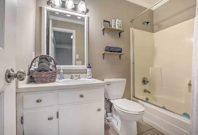 Lake Retreat In Carolina Trace W/ Resort Amenities