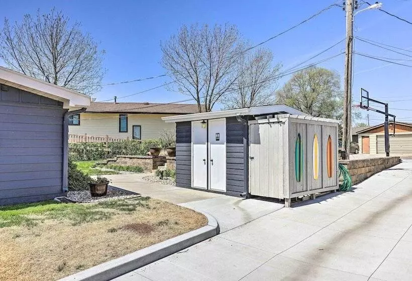 Lakefront Bellevue Home: Private Beach & Fire Pit!