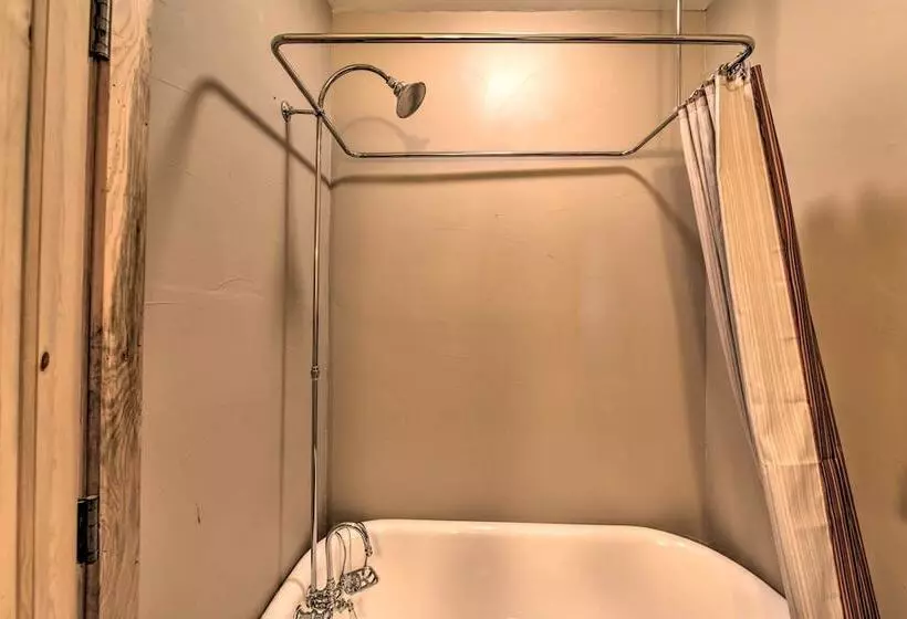 Luxe Twin Lakes House W/ Mountain & Lake Views!