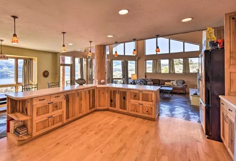 Luxe Twin Lakes House W/ Mountain & Lake Views!