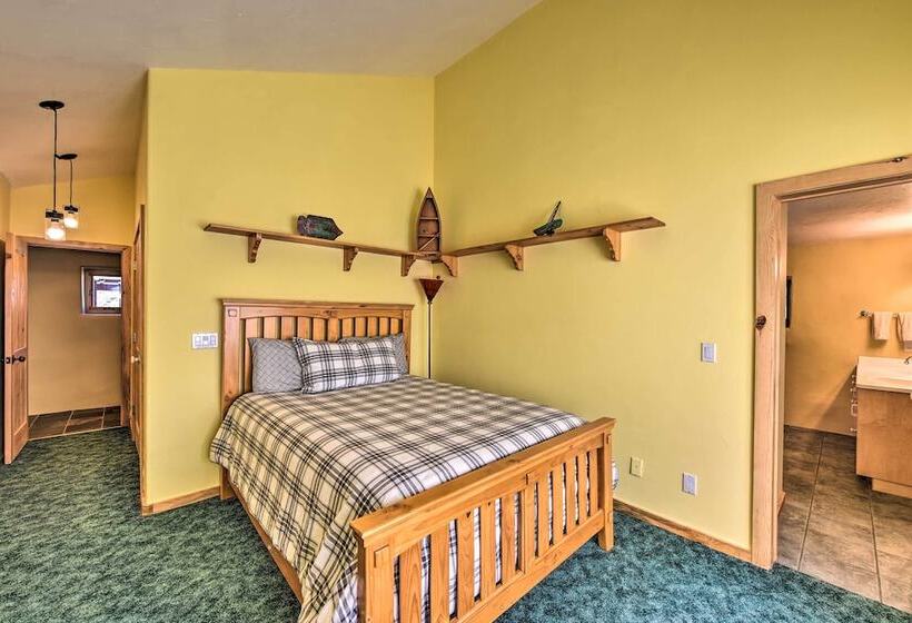 Luxe Twin Lakes House W/ Mountain & Lake Views!