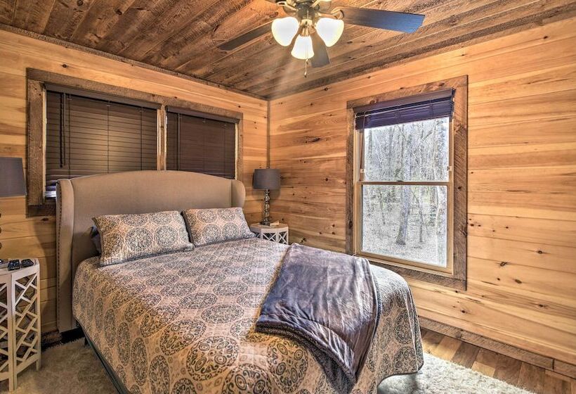 Modern Murphy Cabin W/ Nottely River Views!