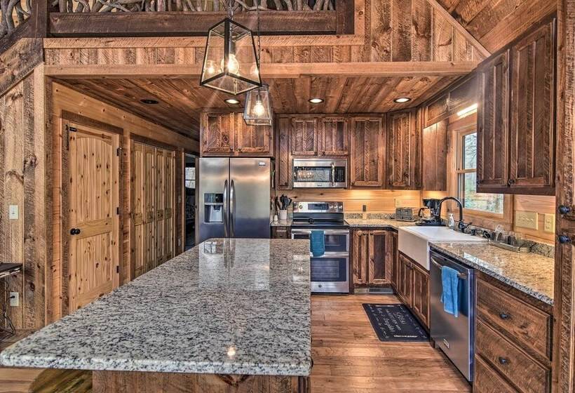 Modern Murphy Cabin W/ Nottely River Views!