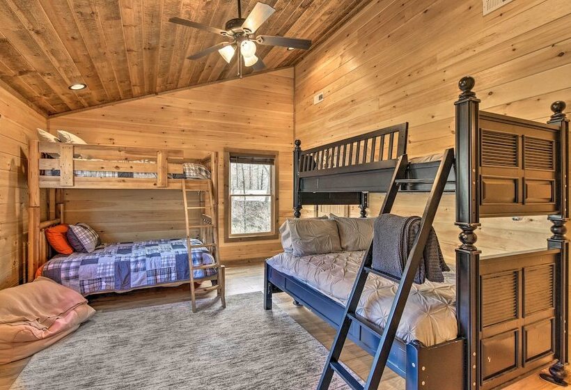 Modern Murphy Cabin W/ Nottely River Views!