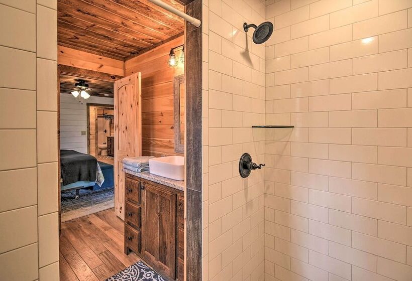 Modern Murphy Cabin W/ Nottely River Views!