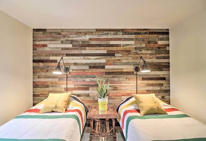 Montana Cottage: Easy Drive To Glacier Natl Park!