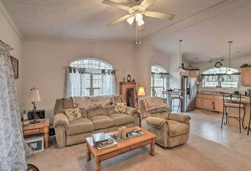 Oakland Retreat ~ 13 Mi To Deep Creek Lake!