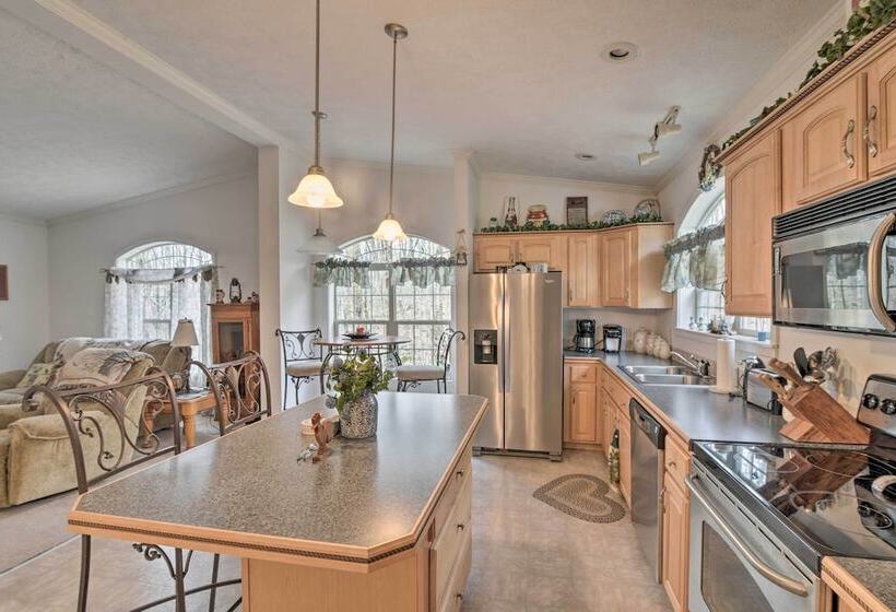 Oakland Retreat ~ 13 Mi To Deep Creek Lake!