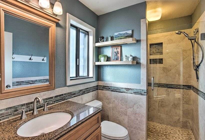 Mesa View House  W/ Hot Tub: Walk To Winery!