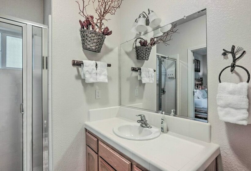 Peaceful + Private Mariposa Cabin On 2 Acres!