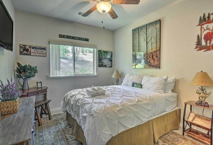 Peaceful + Private Mariposa Cabin On 2 Acres!