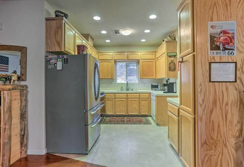 Peaceful + Private Mariposa Cabin On 2 Acres!