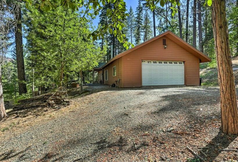 Peaceful + Private Mariposa Cabin On 2 Acres!