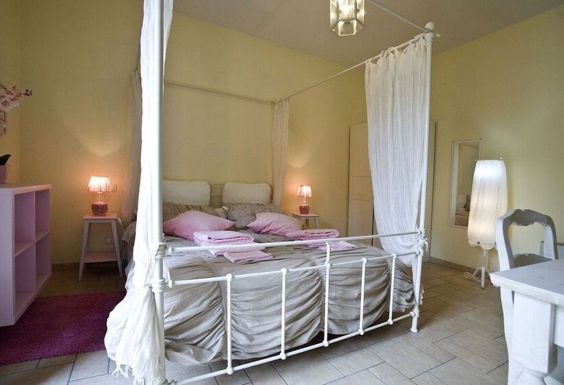 ペンション Homelink Poggibonsi