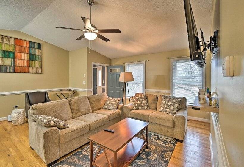 Pet Friendly Lillington Abode ~ 1 Mi To River