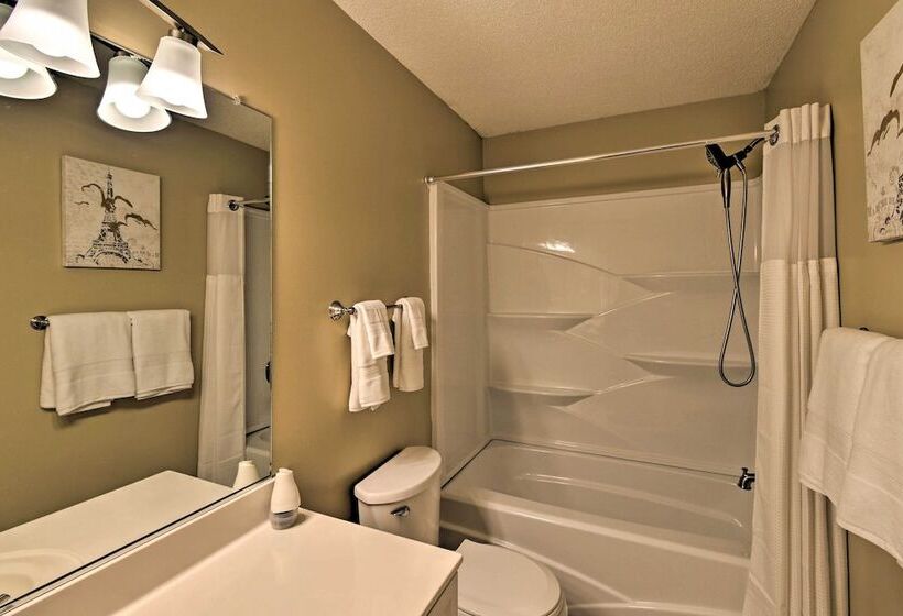 Pet Friendly Lillington Abode ~ 1 Mi To River