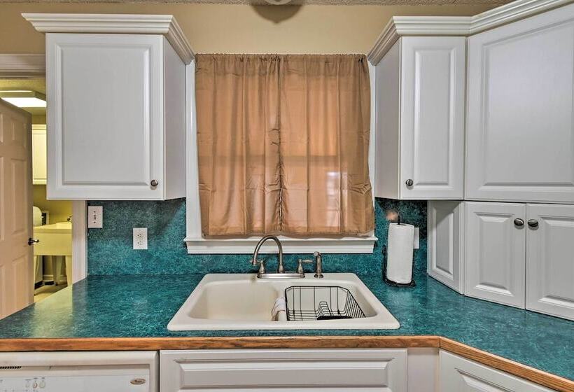 Pet Friendly Lillington Abode ~ 1 Mi To River