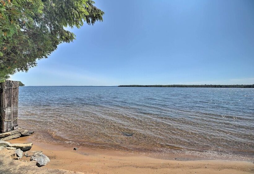 Plattsburgh Home W/ Deck On Lake Champlain