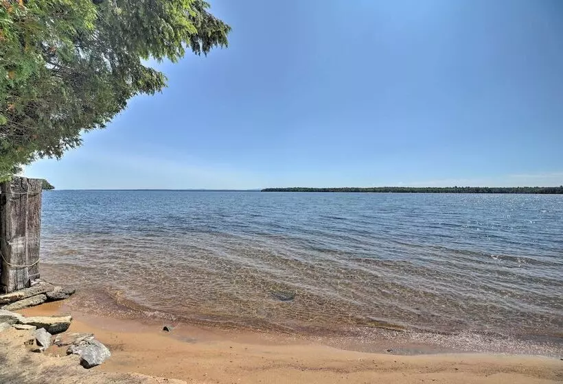 Plattsburgh Home W/ Deck On Lake Champlain