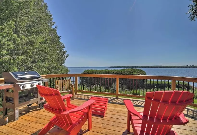 Plattsburgh Home W/ Deck On Lake Champlain